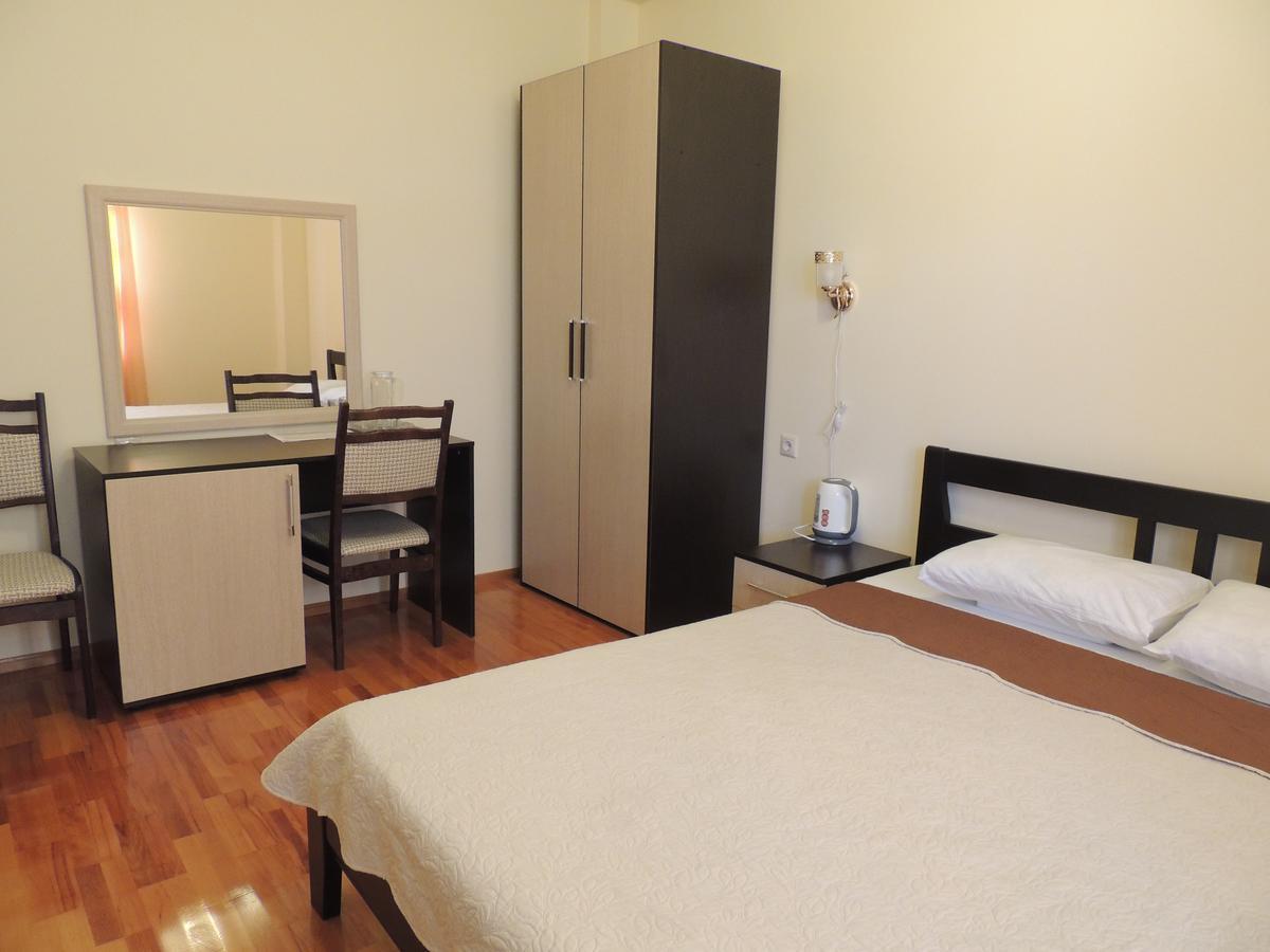 Киараз Старт Hotel ปิซุนดา ภายนอก รูปภาพ
